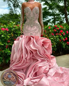 Rdečilo za lica Pink Snemljiv Vlak Afrian Poročno Obleko za Ženske Luksuzni Diamantni Kristal Dolg Rokav Ruffles Poročne Obleke 2024