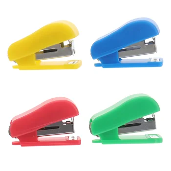 4pcs Risanka Mini Namizni Spenjač Strani Stapler Office Home Stapler (Naključno Barvo)